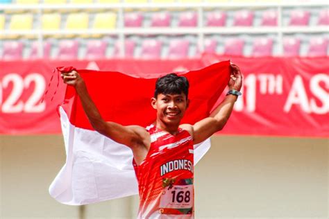 Foto Saptoyogo Raih Emas Pertama Indonesia Pada Asian Para Games