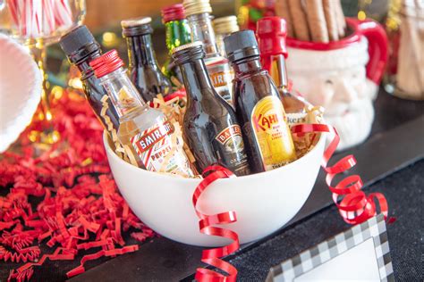 THE ULTIMATE NAUGHTY NICE HOT COCOA BAR Everyday Laura