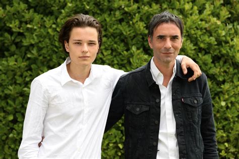 Photo Jules Benchetrit Et Son P Re Samuel Benchetrit Photocall Du