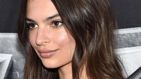 Emily Ratajkowski Tiene Nuevo Prospecto Y Es Este Comediante Puro Show