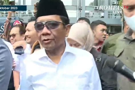 Mahfud Md Tiba Di Tugu Proklamasi Sebelum Daftar Ke Kpu