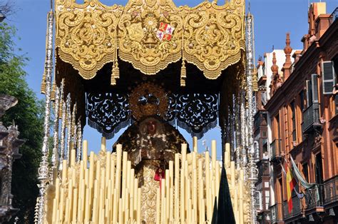 La Pasión de Andalucía Domingo de Ramos Hermandad de San Roque Sevilla