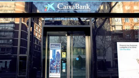 El personal de la red comercial de CaixaBank se autoevaluará para medir