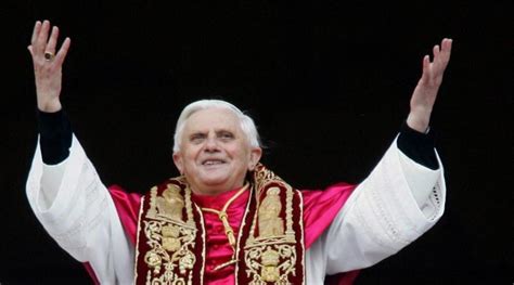 Ratzinger Nel Suo Testamento Rimanete Saldi Nella Fede