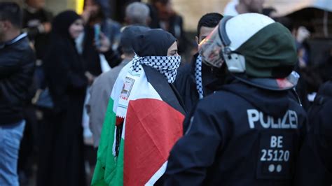 Pro Palästina Demonstration in Berlin Randale und zwei verletzte