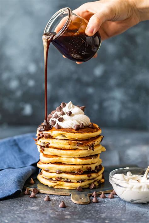 Easy Chocolate Syrup (Chocolate Sauce for Pancakes) - The Cookie Rookie®