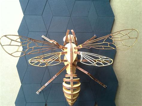 Laser Cut Bee 3mm DXF File Free Download - 3axis.co