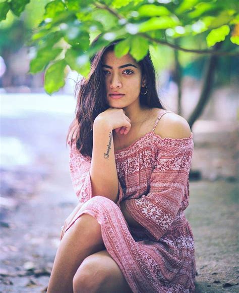 Rashmika Mandanna Cute Wallpapers - Wallpaper Cave