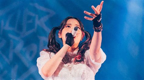 伊波杏樹、アーティストデビュー後初の全国4都市ツアー完走。新曲リリース＆バスツアー開催発表 Barks