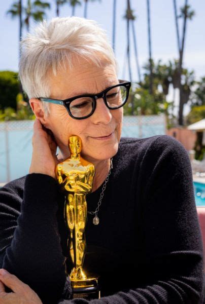 El increíble cambio físico de Jamie Lee Curtis para Everything