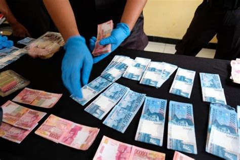 Pria Lombok Ini Ditangkap Usai Beli Rokok Pakai Uang Palsu