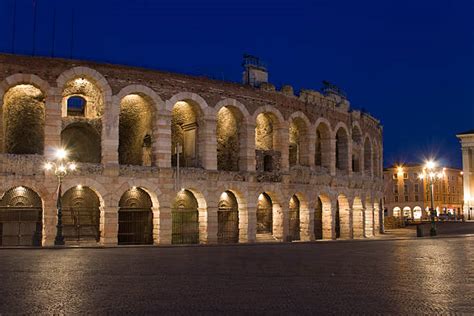 Verona Coliseo Banco De Fotos E Imágenes De Stock Istock