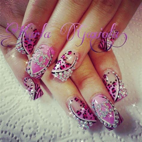 Pin By ღℳєℓღ™ On ⛤wow Nailz⛤ Bling Nails Rhinestone Nails Pretty Nail Designs