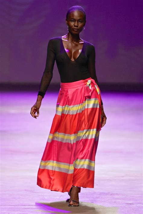 South African Fashion Weeks Emphasize Young Designeres