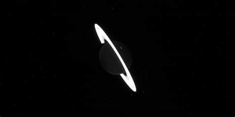 Saturn shown in exquisite detail in latest JWST photos | Cybernews