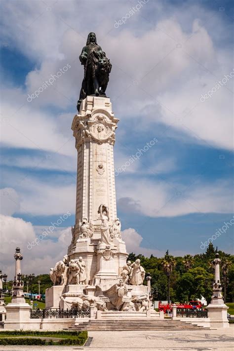 Est Tua De Pombal Famoso Marques E Pra A Em Lisboa Portugal