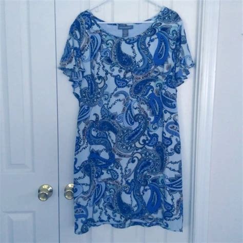 Kate And Mallory Dresses Blue Paisley Flutter Sleeved Dress Poshmark