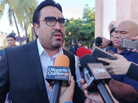 El Alcalde Anuncia Un Aumento Salarial Del 6 Para Policías Olegario