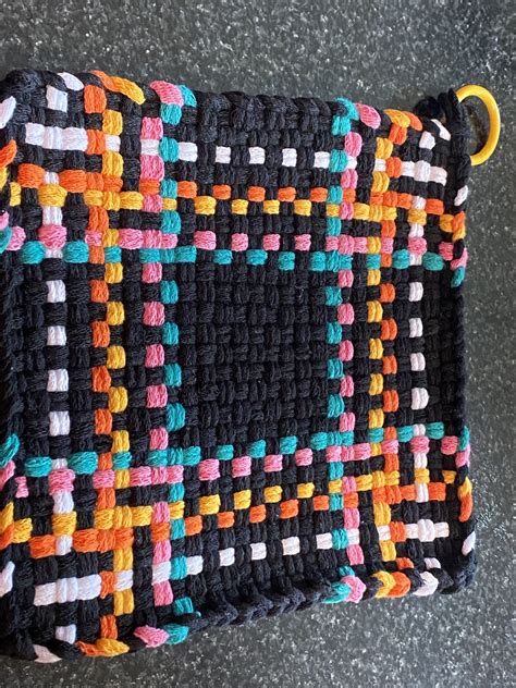 Pin By Bonnie Bostic On Loom Weaving Potholder Loom Potholder