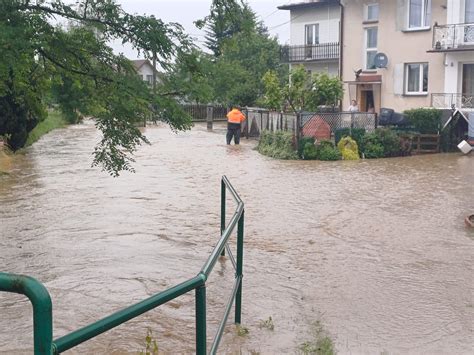 czecho pl WIDEO FOTO Rzeki przekraczały stany alarmowe W Ligocie