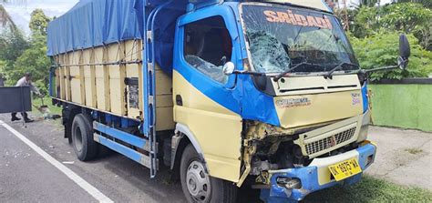 Tabrakan Maut Truk Vs Sepeda Motor Di Depan Polsek Gerokgak Orang