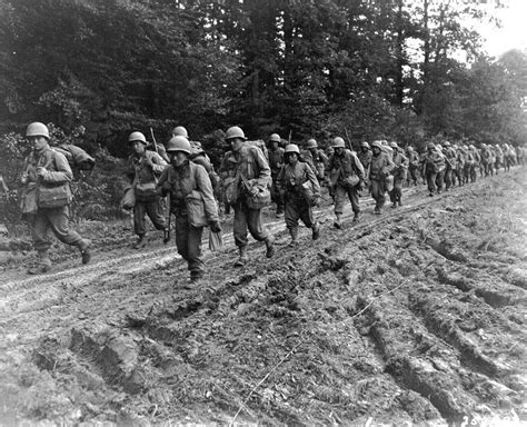 Friends And Enemies Japanese Americans During World War Ii War Stories