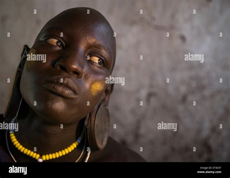 Mursi Tribe Beauty Hail Wuha Village Omo Valley Ethiopia Stock Photo