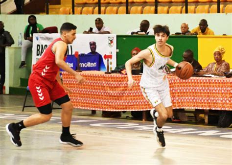 Mali Tournoi International De Lamiti Carton Plein Pour Les U