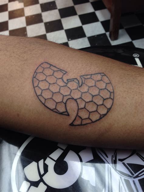 Wu Tang Tattoo Wu Tang Tattoo Honeycomb Tattoo Knuckle Tattoos