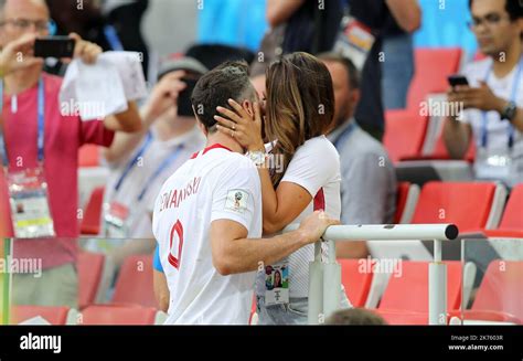 Robert Lewandowski And Wife Hi Res Stock Photography And Images Alamy