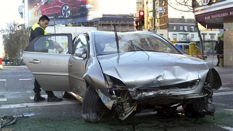 Doce Personas Mueren En Diez Accidentes De Tráfico Rtve Es