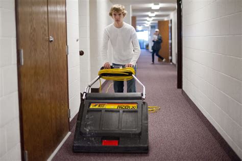 LDS congregation members still clean own meetinghouses | News, Sports ...