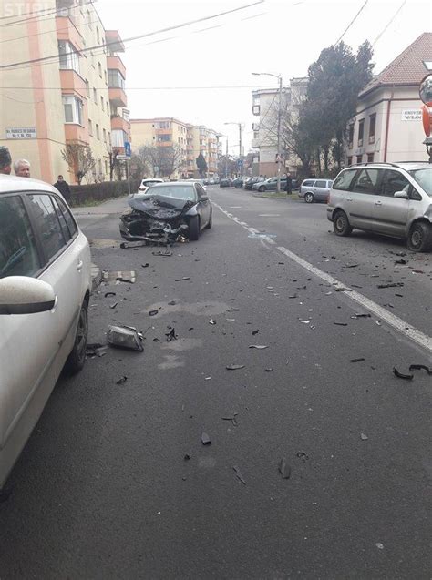 Accident grav pe strada Fabricii de Zahăr Cinci mașini au fost