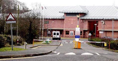 Riot squad descend on UK prison to deal with 'disturbance' - Daily Star