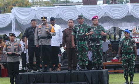 Polda Papua Terjunkan 8 617 Personel Amankan TPS Pemilu 2024 Berita