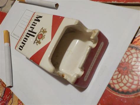 Marlboro gadżet antyk z PRL kolekcja papieros nica Raszyn