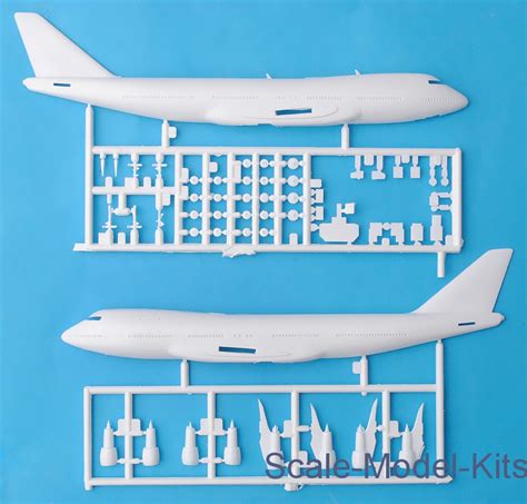 Revell - Boeing 747 'Air Canada' - plastic scale model kit in scale ...