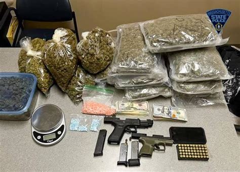 Police Arrest 3 On Drug Gun Charges Allegedly Find Fentanyl Under