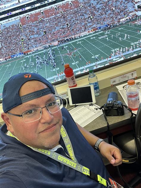 Jj Perez On Twitter Heres My Press Box Selfie