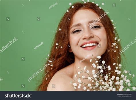 Beautiful Happy Half Naked Topless Redhead库存照片1994545550 Shutterstock