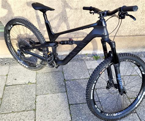 Canyon Spectral CF 7 gebraucht kaufen l | buycycle