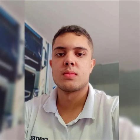 Jovem Morto A Facadas Ap S Esbarr O Em Festa No Interior De Mt Mato