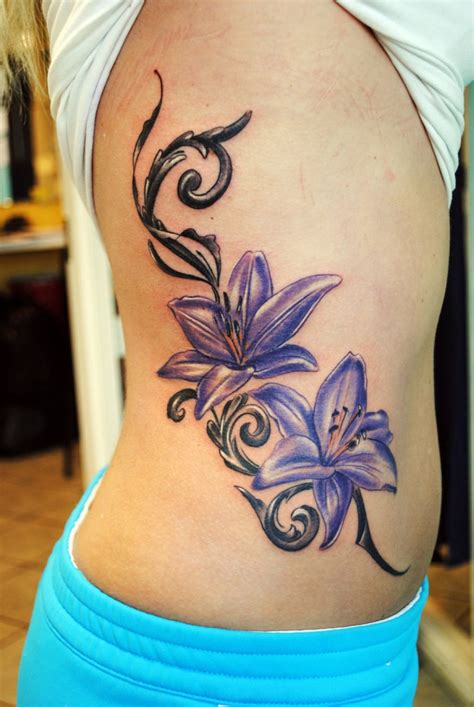 30 Lily Flower Tattoos Design Ideas for Men and Women - MagMent