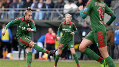 sp Fußball Frauen BL Freiburg Wolfsburg Meldung Frauenfußball