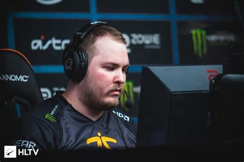 Flusha Cs Go Settings Gear Config Crosshair