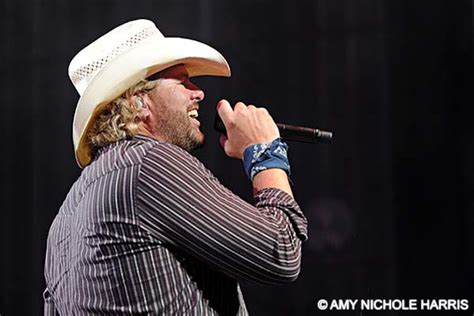 Toby Keith And Trace Adkins At Riverbend Cincinnati Cincinnati Citybeat