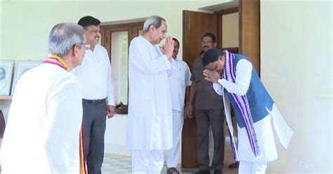 Odisha Cm Mohan Charan Majhi Meets Lop Naveen Patnaik Invites Him To Attend Assembly Session