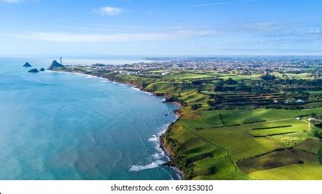 208 Drone Taranaki Images, Stock Photos & Vectors | Shutterstock