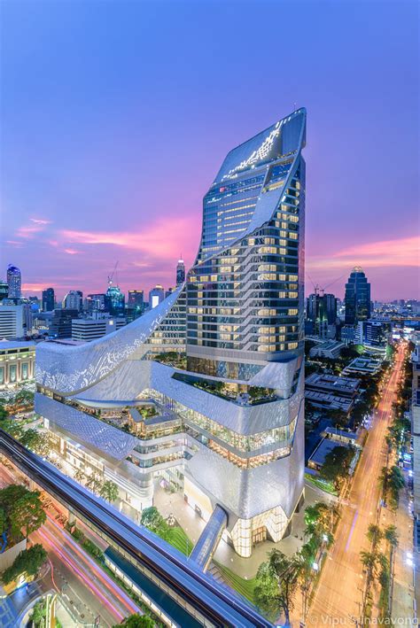 Central Embassy Bangkok During Twilight Moment Bangkok Th Flickr