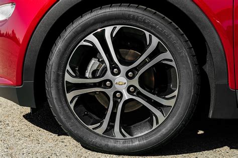 Chevrolet Bolt Ev On Summer Tires When Electricity Meets Grip